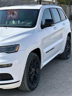 جیپ گراند شیرۆکی